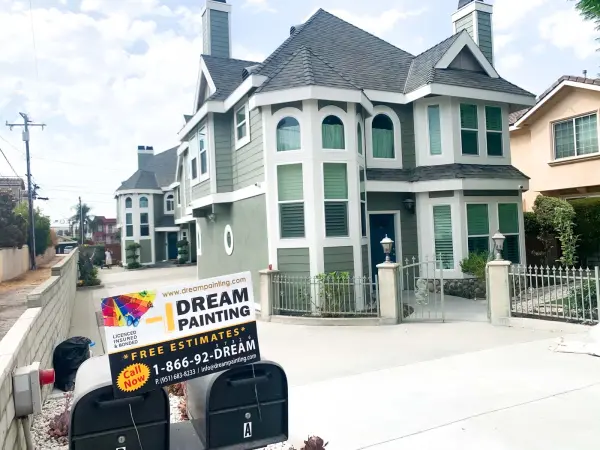 Exterior painting Arcadia — condo with vibrant modern colors and enhanced curb appeal